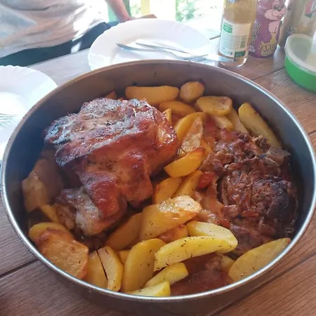 Weekend House Petar * Lusnic